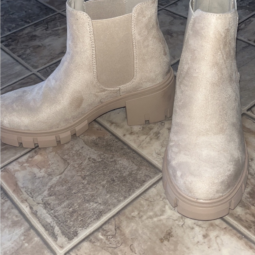 Soda Cream Ankle Booties with Chunky Heel